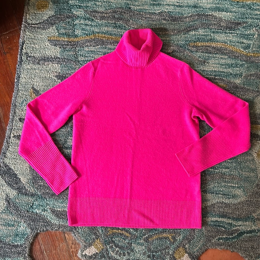 Hot pink cashmere turtleneck